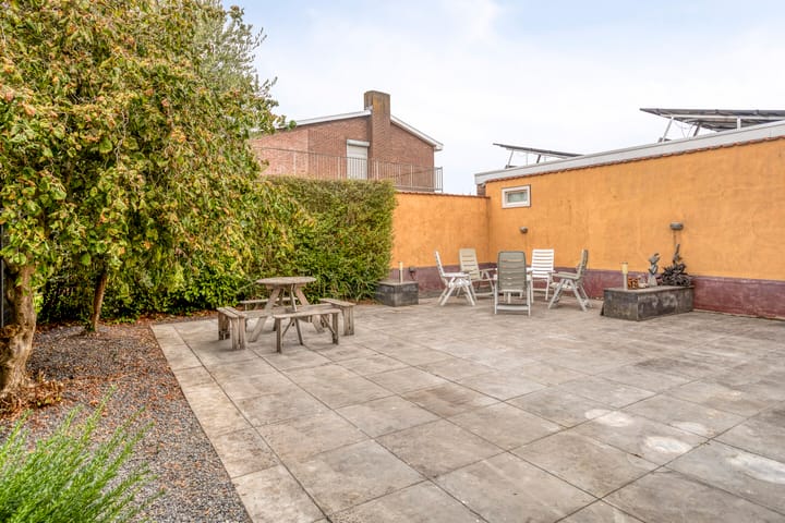 Foto 16 van Graaf Hermanstraat 22