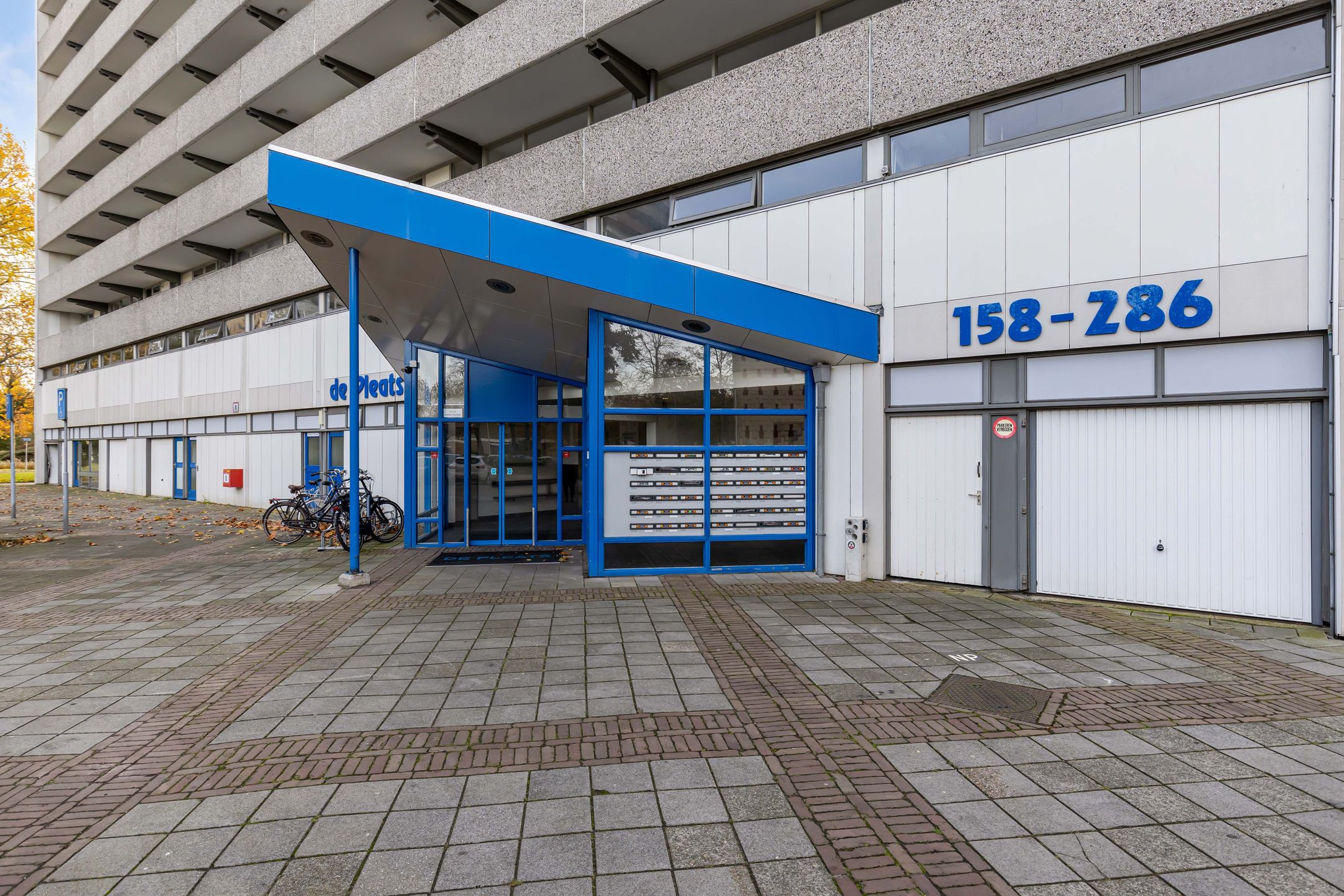 Foto 24 van Tjaarda 190