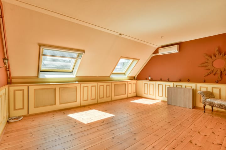 Photo 10 of Grootslagstraat 6