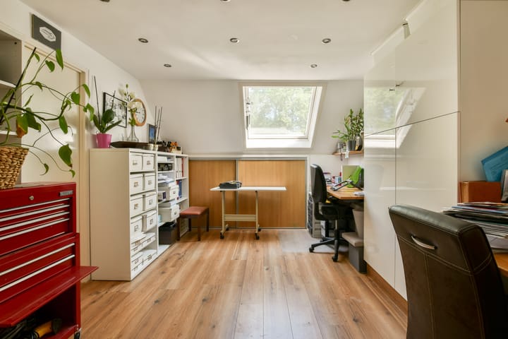 Photo 14 of Grootslagstraat 6