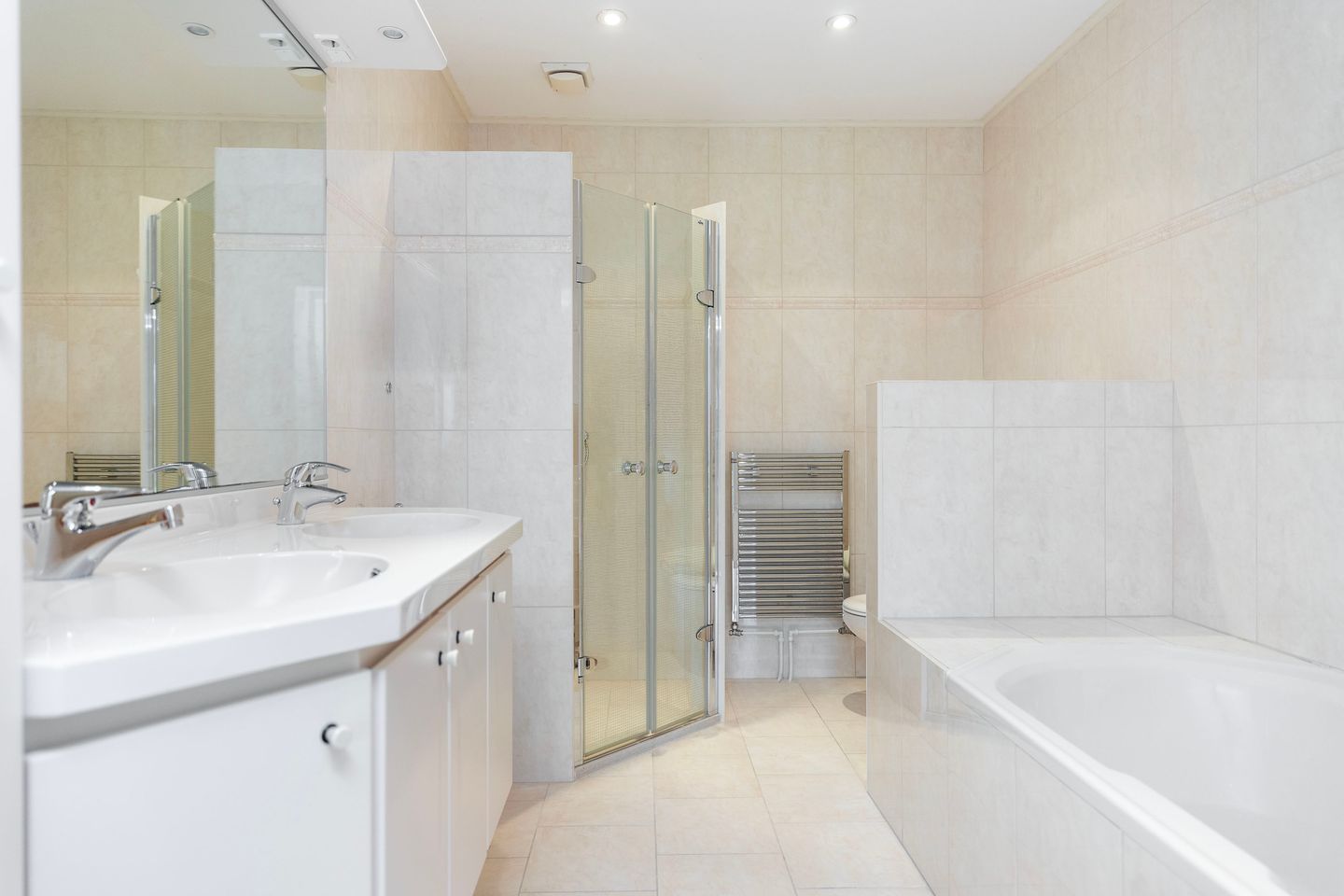 Foto 5 van van Tienhovenlaan 10