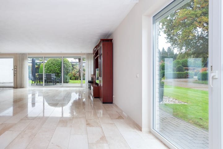 Foto 23 van van Tienhovenlaan 10