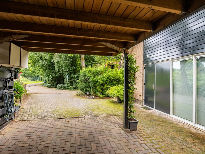 Photo 52 of Tullekenweg 16