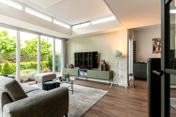 Foto 7 van Zuidewijn 30