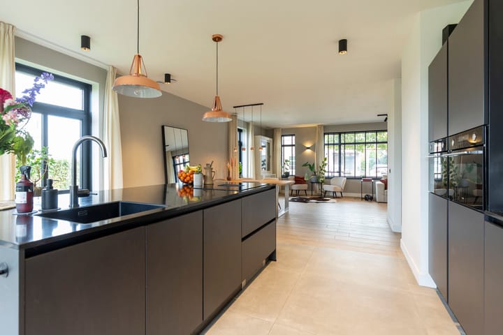 Photo 2 of Spinrok 2