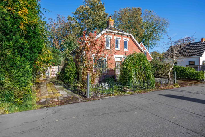 Photo 4 of Allersmaweg 4