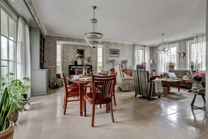 Photo 13 of Kamperfoeliestraat 36