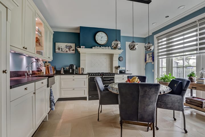 Photo 16 of Kamperfoeliestraat 36