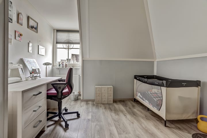 Photo 28 of Kamperfoeliestraat 36