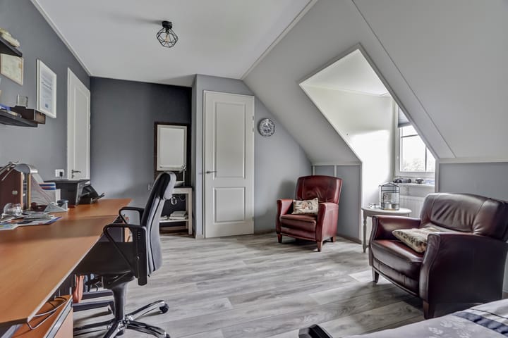 Photo 33 of Kamperfoeliestraat 36