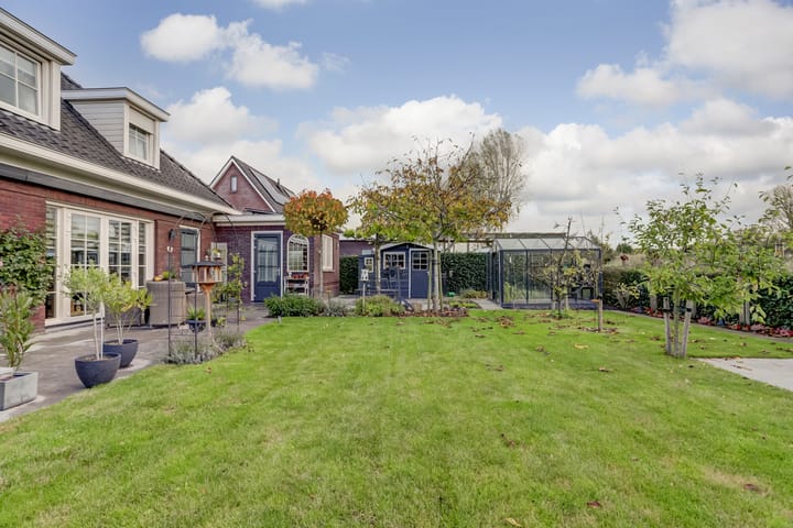 Photo 42 of Kamperfoeliestraat 36