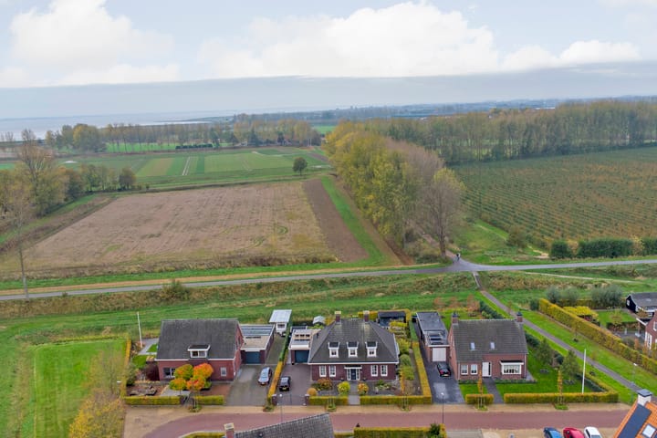 Photo 49 of Kamperfoeliestraat 36