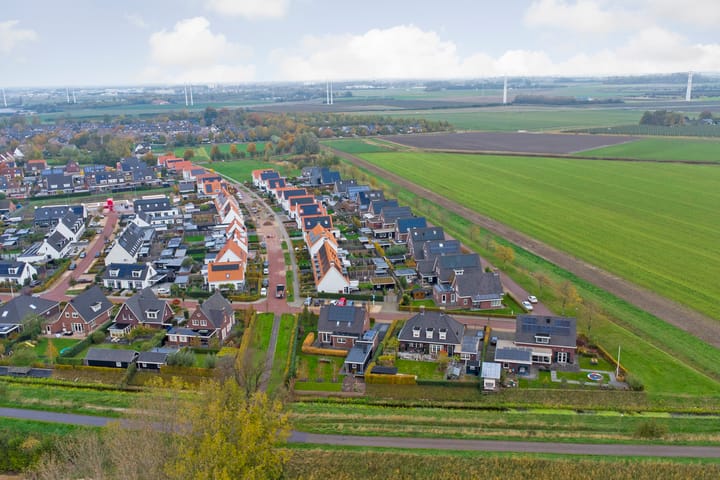 Photo 51 of Kamperfoeliestraat 36