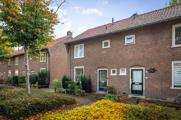 Photo 35 of Van Hetenstraat 84