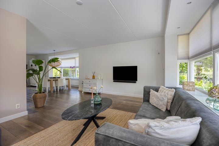 Photo 10 of Korenbloem 13