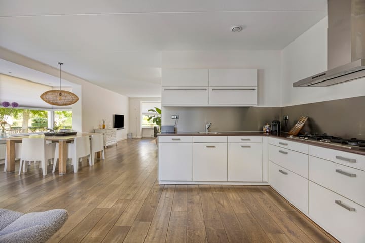 Photo 15 of Korenbloem 13