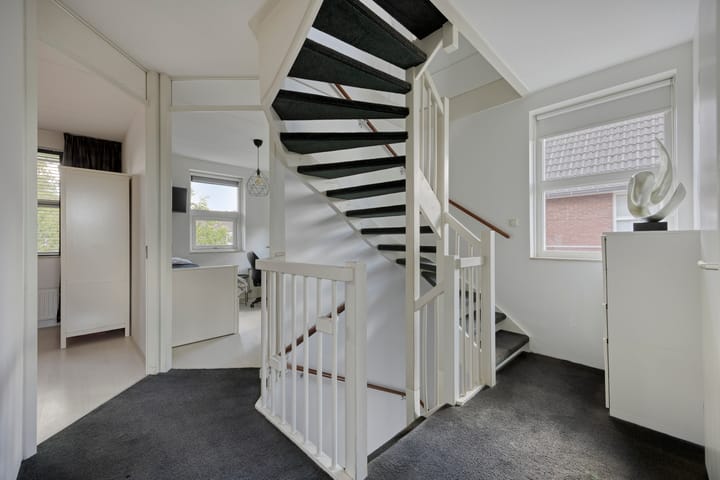 Photo 27 of Korenbloem 13