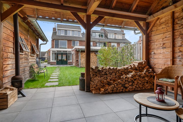 Foto 2 van Leeuweriklaan 12