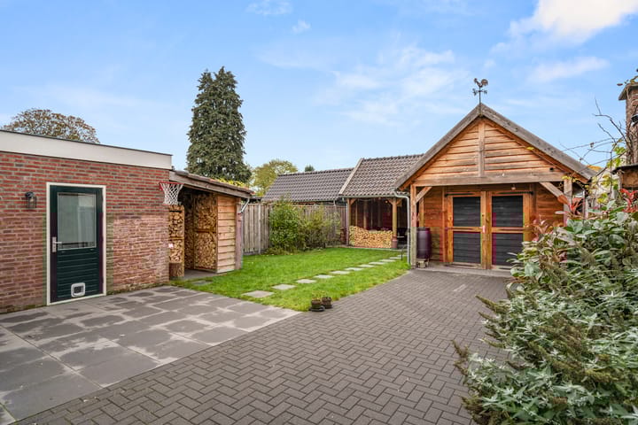 Foto 3 van Leeuweriklaan 12