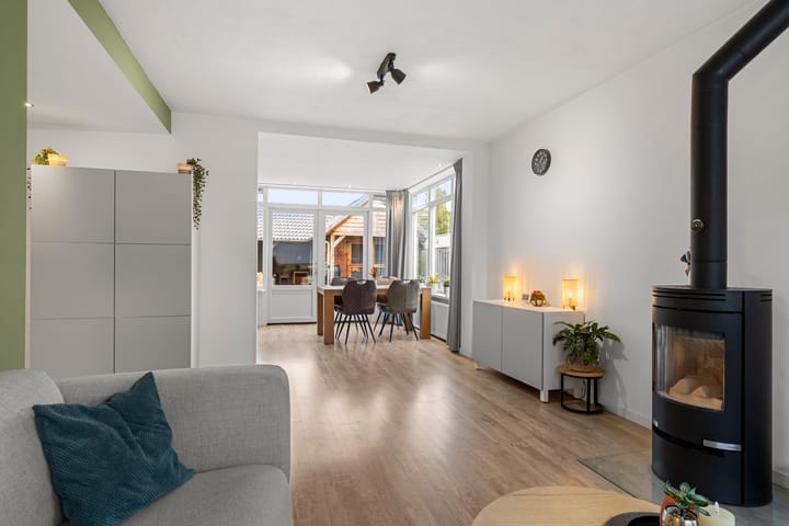 Foto 7 van Leeuweriklaan 12