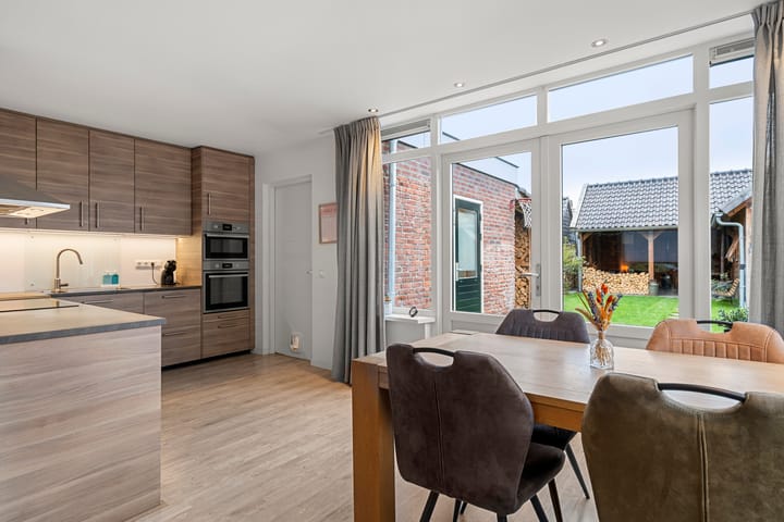 Foto 9 van Leeuweriklaan 12