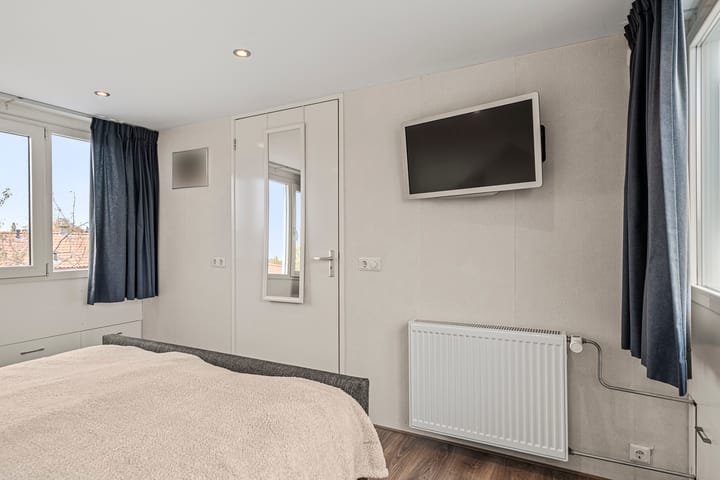 Foto 30 van Leeuweriklaan 12