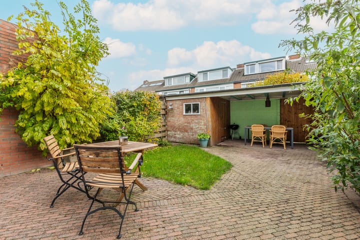 Photo 15 of Troelstrastraat 37