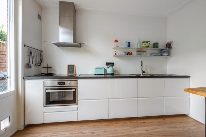 Photo 18 of Troelstrastraat 37