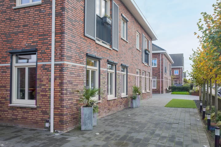 Foto 8 van Hemrikkwartier 162