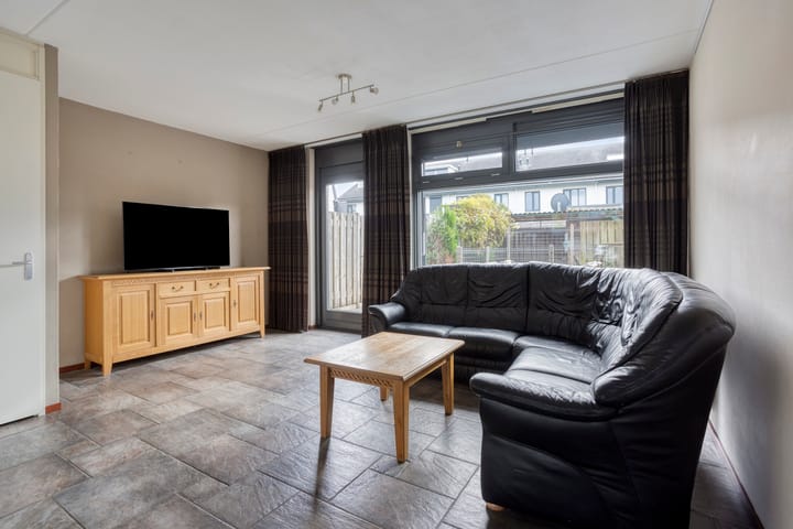 Photo 2 of Landbouwlaan 138