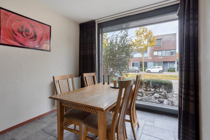 Photo 3 of Landbouwlaan 138