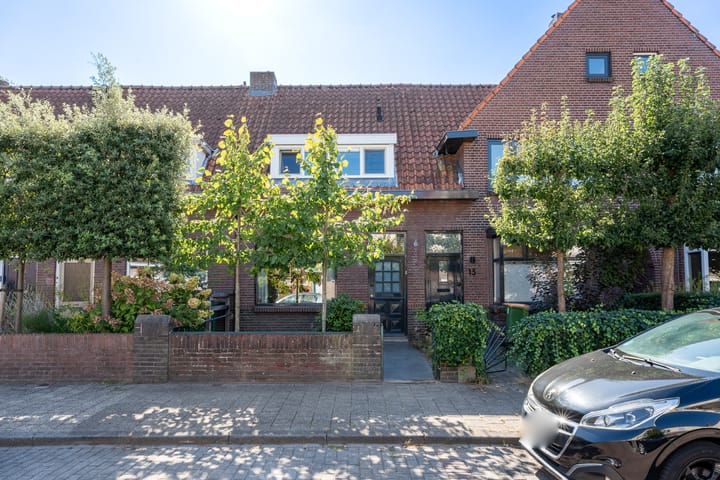 Photo 5 of Nuijtsstraat 13