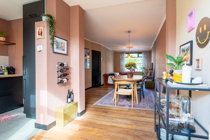 Photo 14 of Nuijtsstraat 13