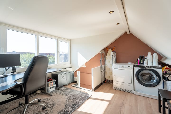 Photo 23 of Nuijtsstraat 13