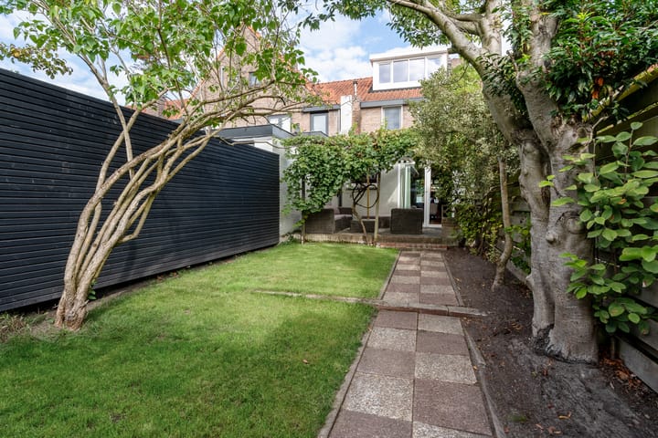 Photo 26 of Nuijtsstraat 13