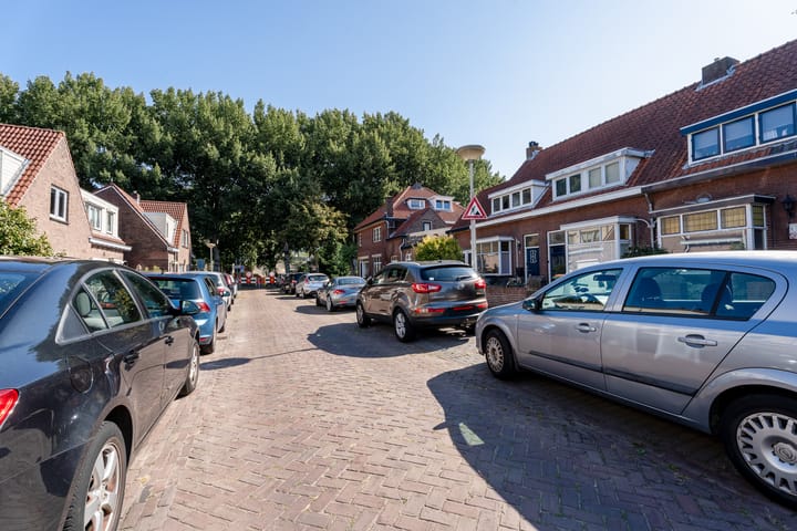 Photo 27 of Nuijtsstraat 13