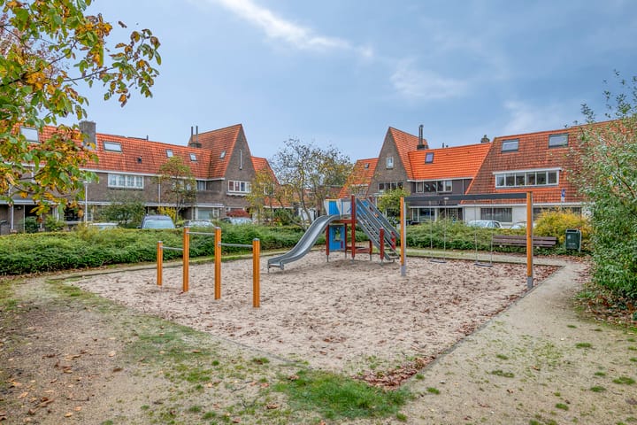 Photo 38 of Pastoor van Arsplein 27