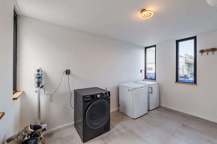 Photo 17 of Oosterstraat 41