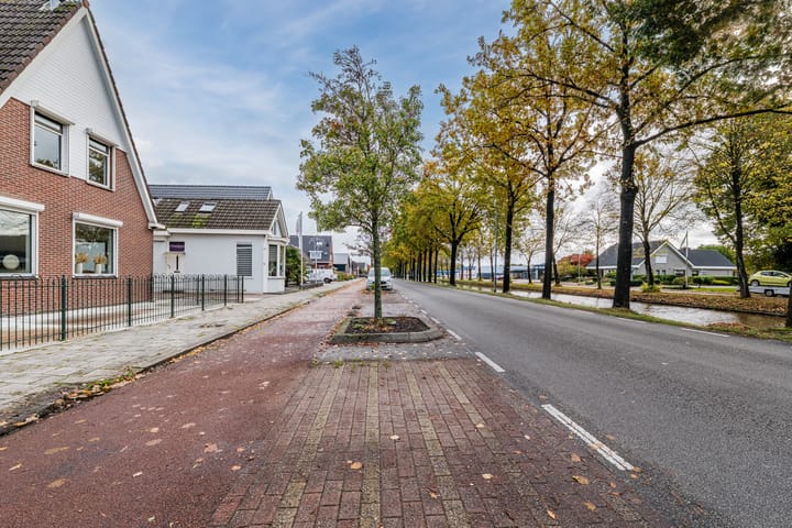 Photo 38 of Oosterstraat 41