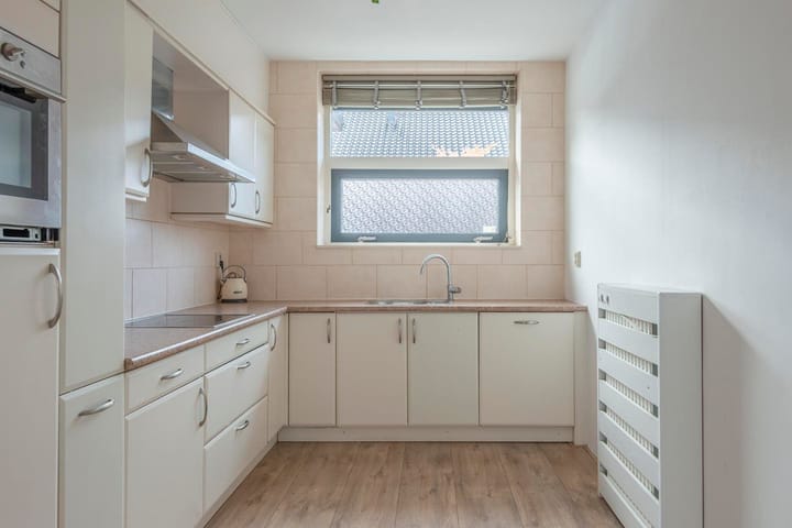 Photo 8 of Olle Kapoenstraat 11