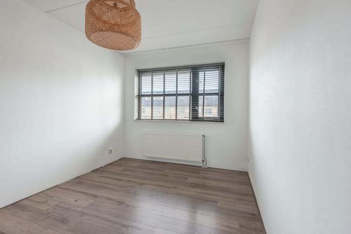 Photo 17 of Olle Kapoenstraat 11