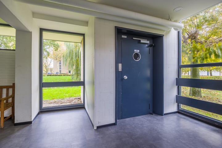 Photo 7 of Malvert 6851