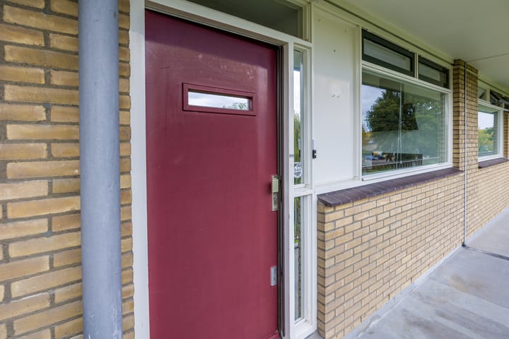 Photo 8 of Malvert 6851