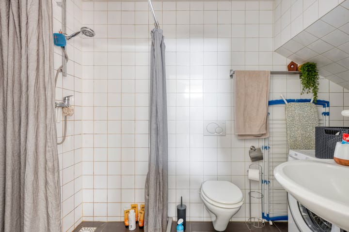 Photo 4 of Oosterweg 93-A