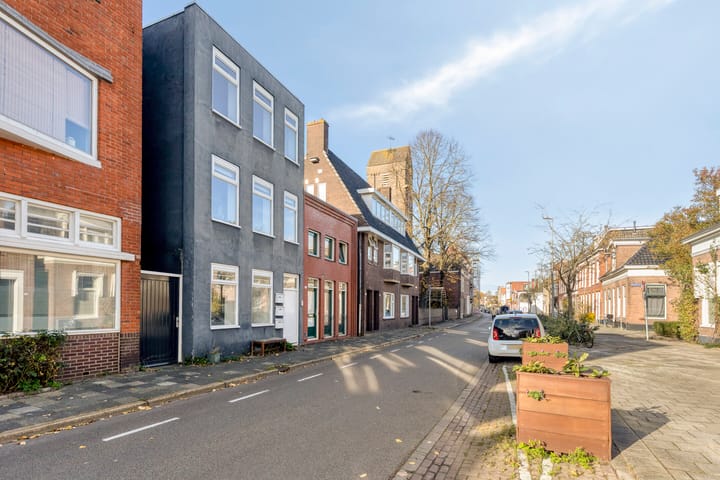 Photo 7 of Oosterweg 93-A