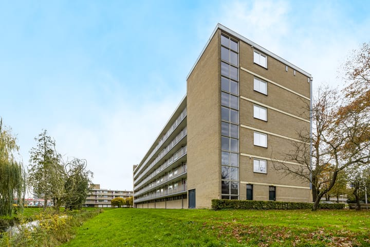 Photo 38 of Malvert 6851