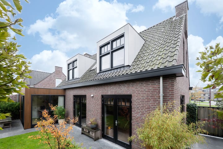 Foto 25 van Amalialaantje 1