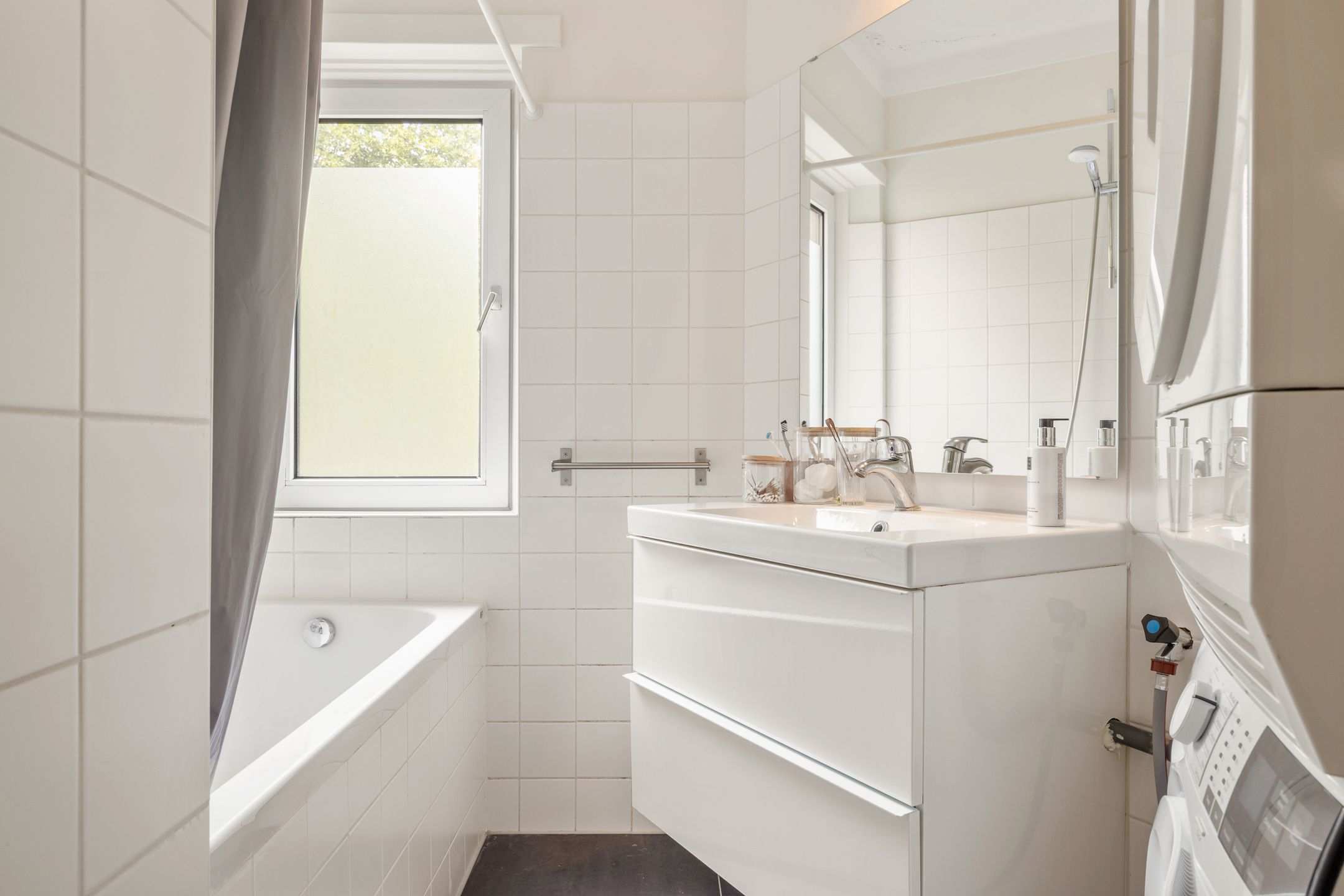 Foto 21 van Graaf Engelbertlaan 15