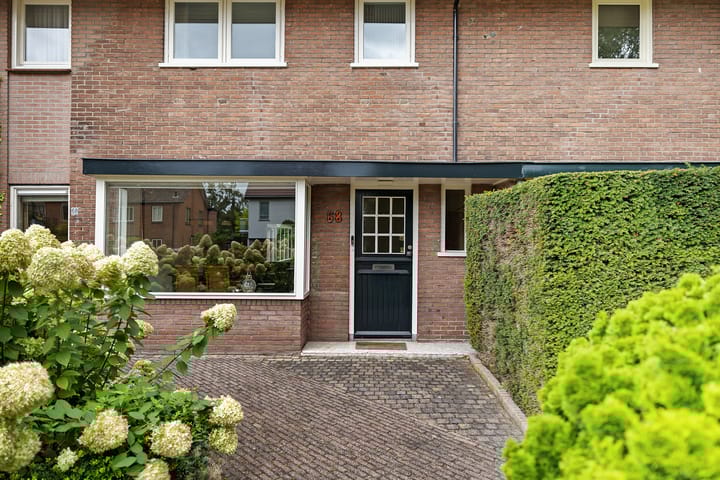 Photo 3 of van Lenneplaan 68