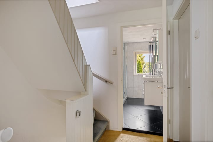 Photo 16 of van Lenneplaan 68